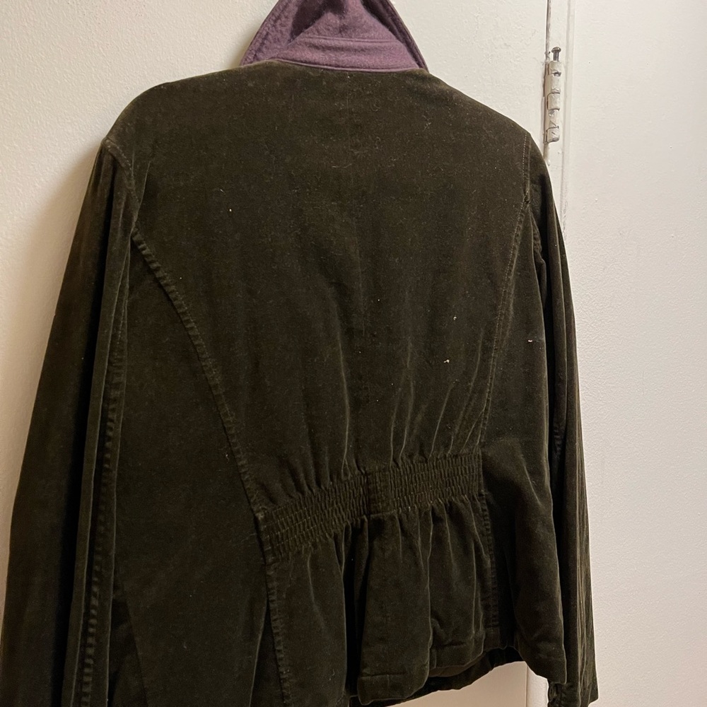 Loft Jacket - Picture 2 of 6